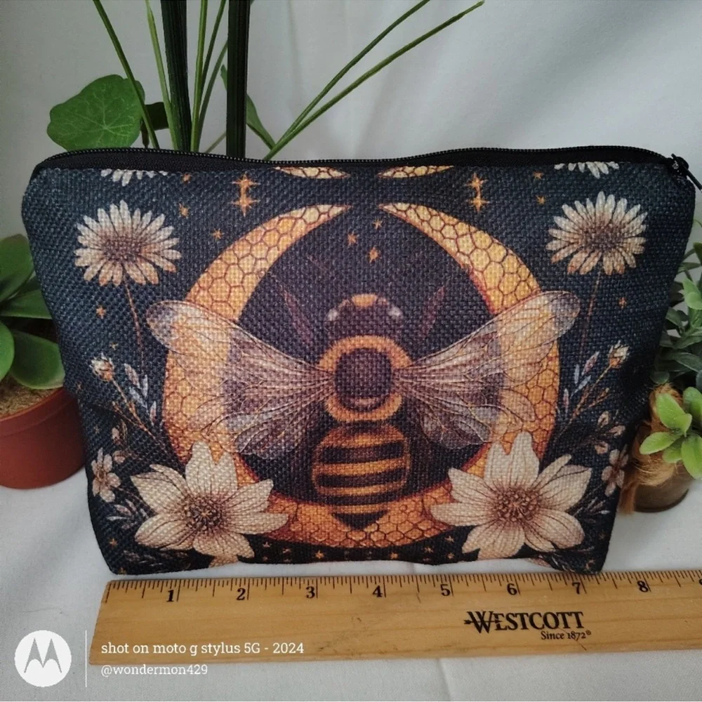 NWT Bee Design Black and Gold Women's Bag